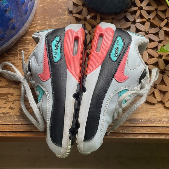 Nike Air Max Retro Fun Sneakers - Picture 6 of 10